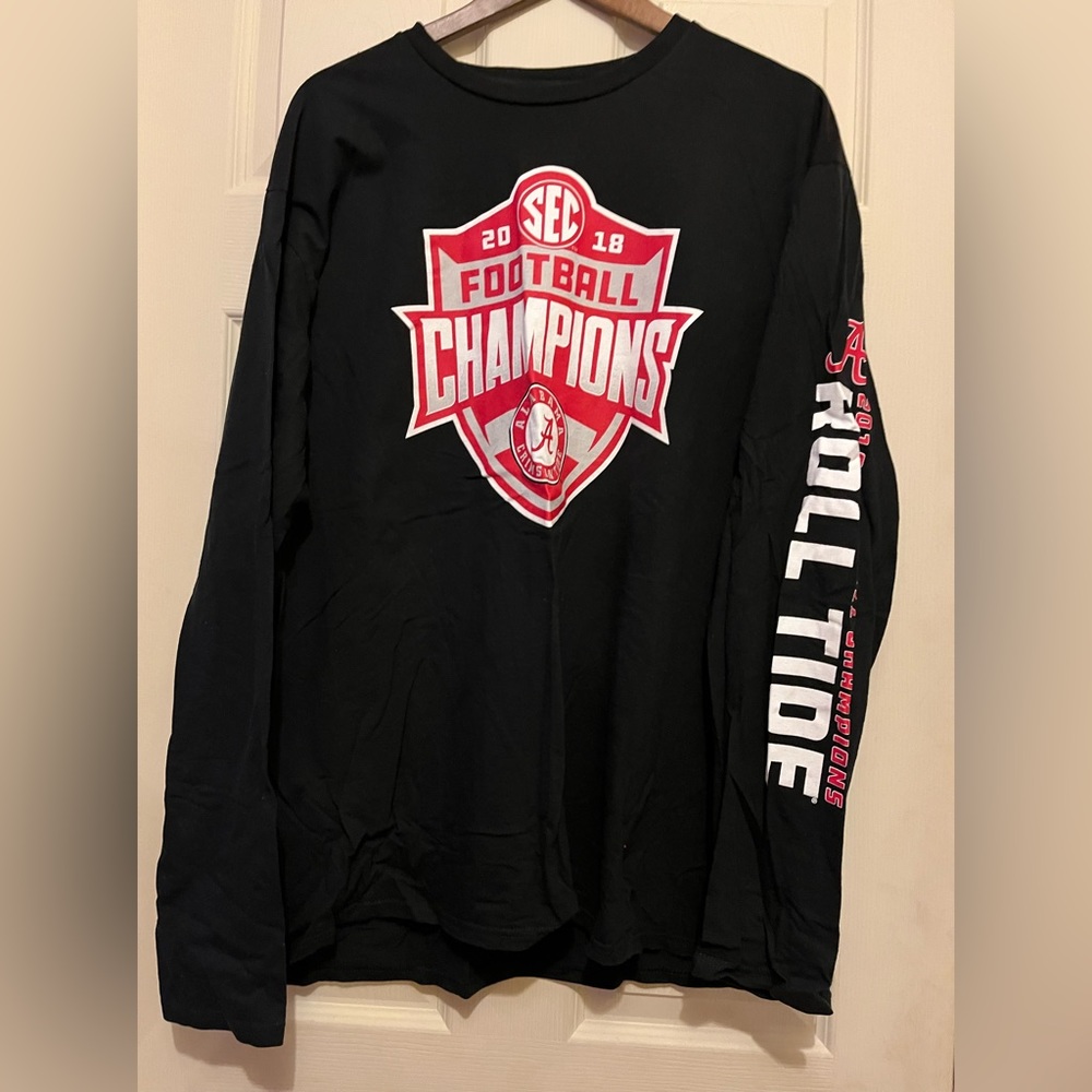 Mens used 2018 Champion Alabama Crimson Tide Tee